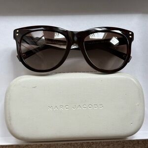 Marc Jacobs brown sunglasses with case